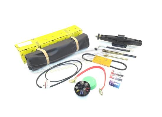 nuevo ferrari kit de herramientas mon 4v número de pieza 124762