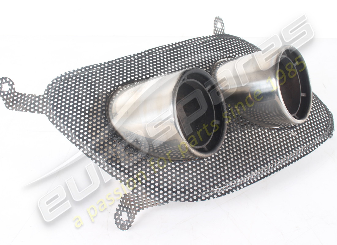 PUNTA DEL TUBO DE ESCAPE DERECHO FERRARI USADA. NÚMERO DE PARTE 87787300 (2) punta del tubo de escape derecho ferrari usada. número de parte 87787300 (2)