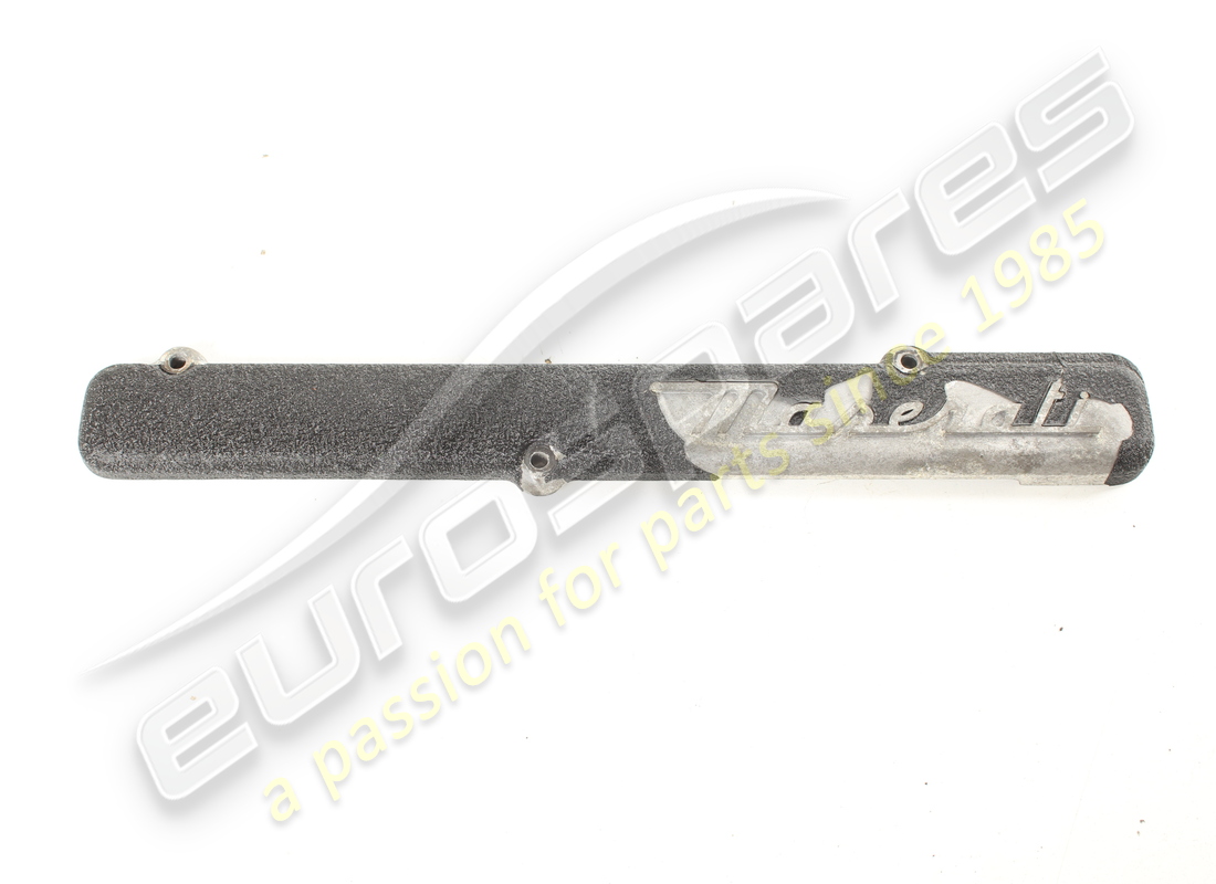 tapa pequeña de cableado rh maserati usada. número de parte 185276 (2)