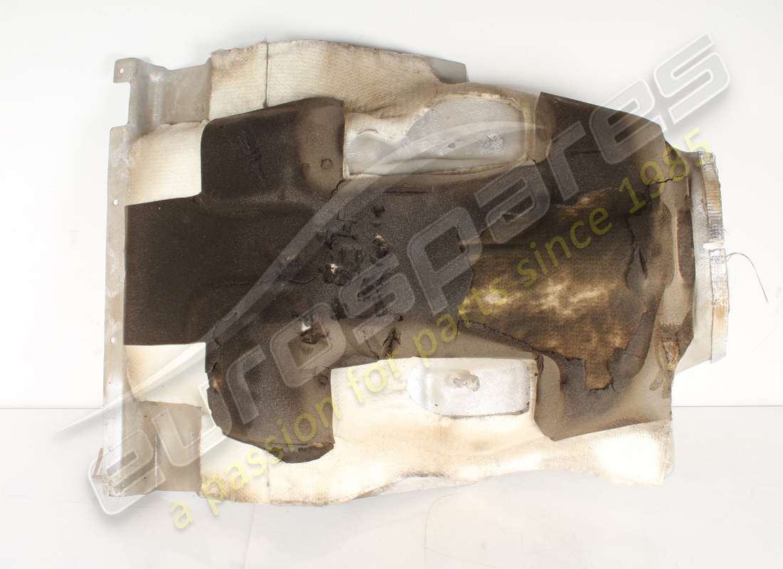 aislamiento térmico usado ferrari para depósito de combustible. número de pieza 272650 (2)