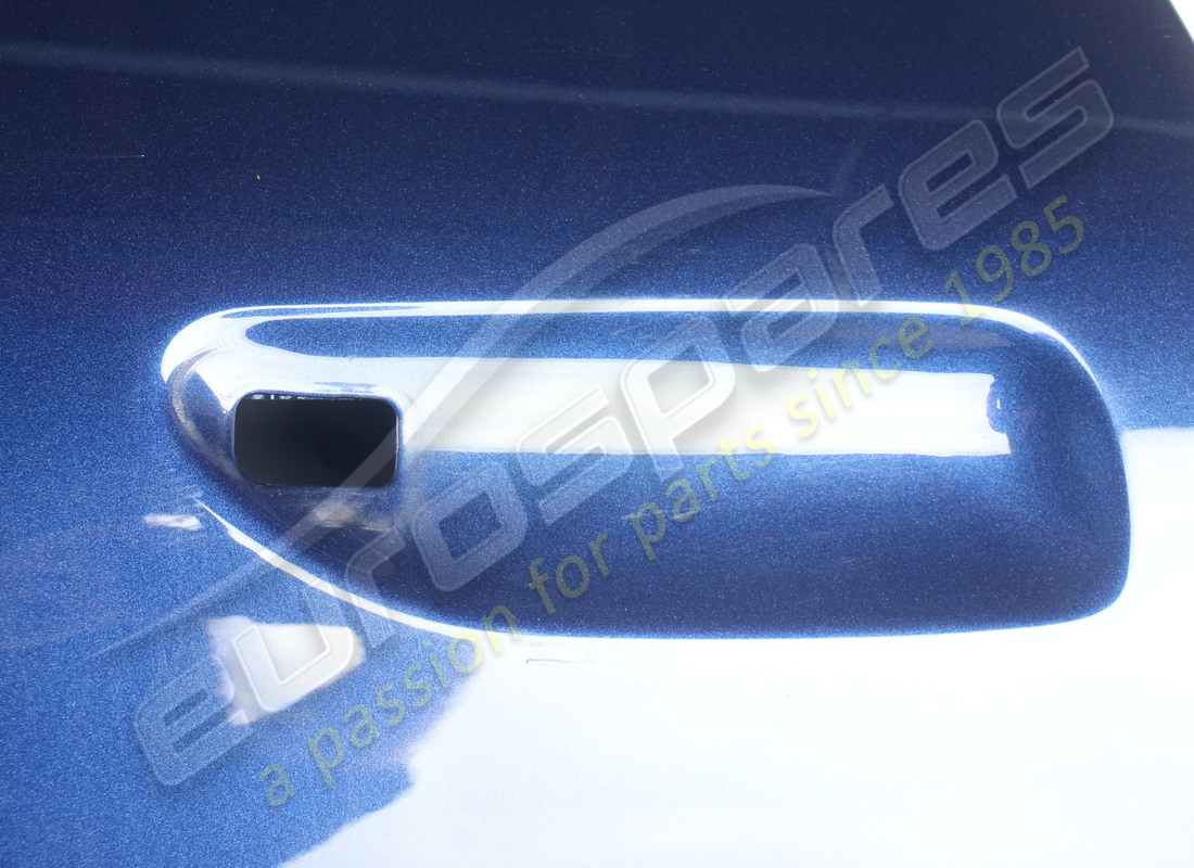 PUERTA LATERAL IZQUIERDA FERRARI USADA. NÚMERO DE PARTE 88007411 (3) puerta lateral izquierda ferrari usada. número de parte 88007411 (3)