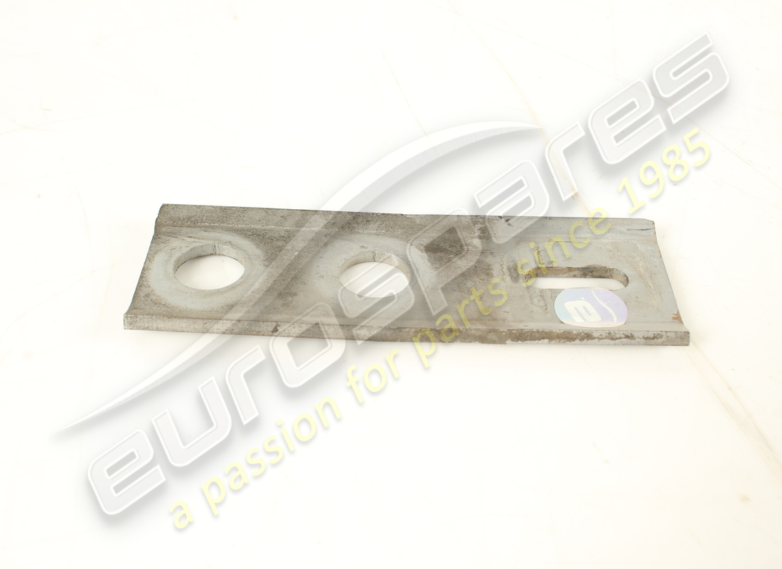 USADO Ferrari SOPORTE AR. NÚMERO DE PIEZA 266812 (1)