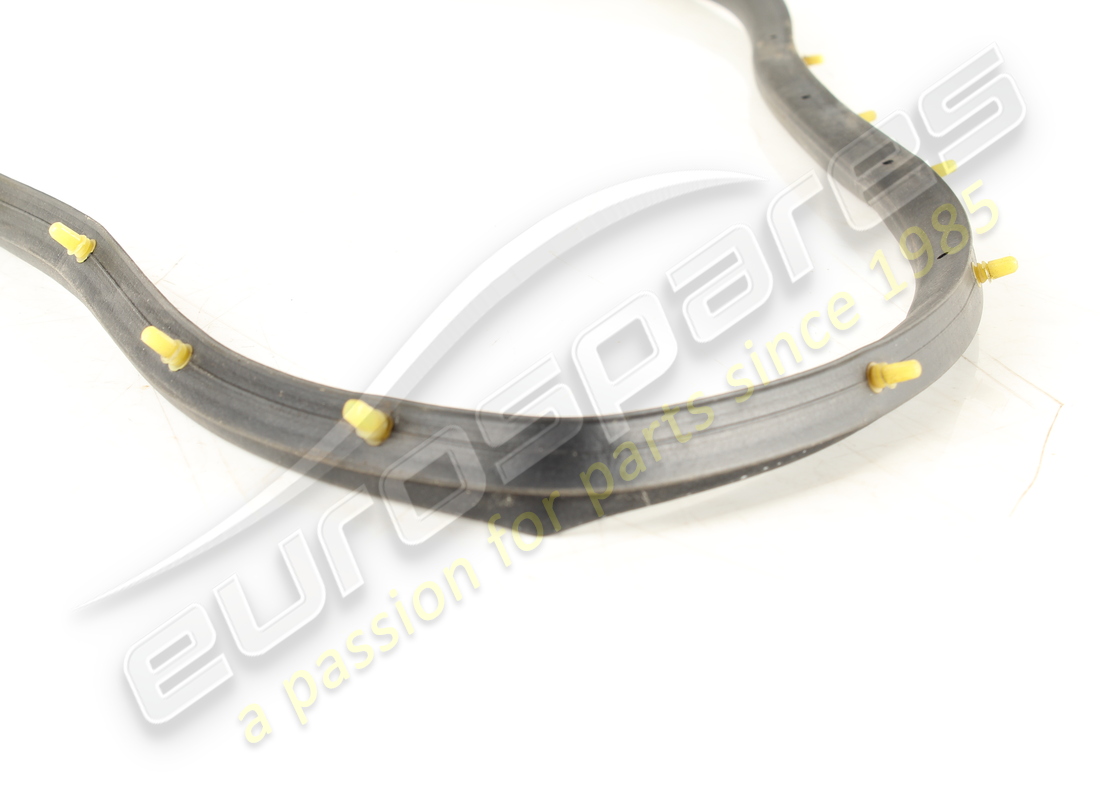 used maserati intermediate gasket for lh part number 67478300 (3)