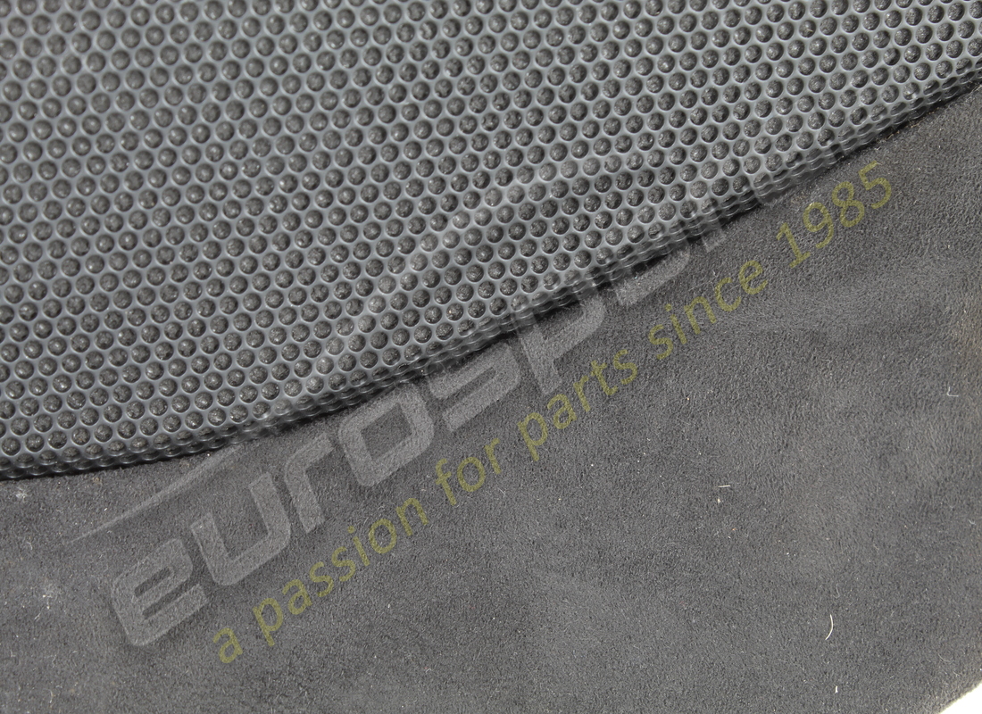 USADO FERRARI SOPORTE DE REJILLA DE WOOFER DERECHO COMPLETO. NÚMERO DE PIEZA 976366 (5) usado ferrari soporte de rejilla de woofer derecho completo. número de pieza 976366 (5)