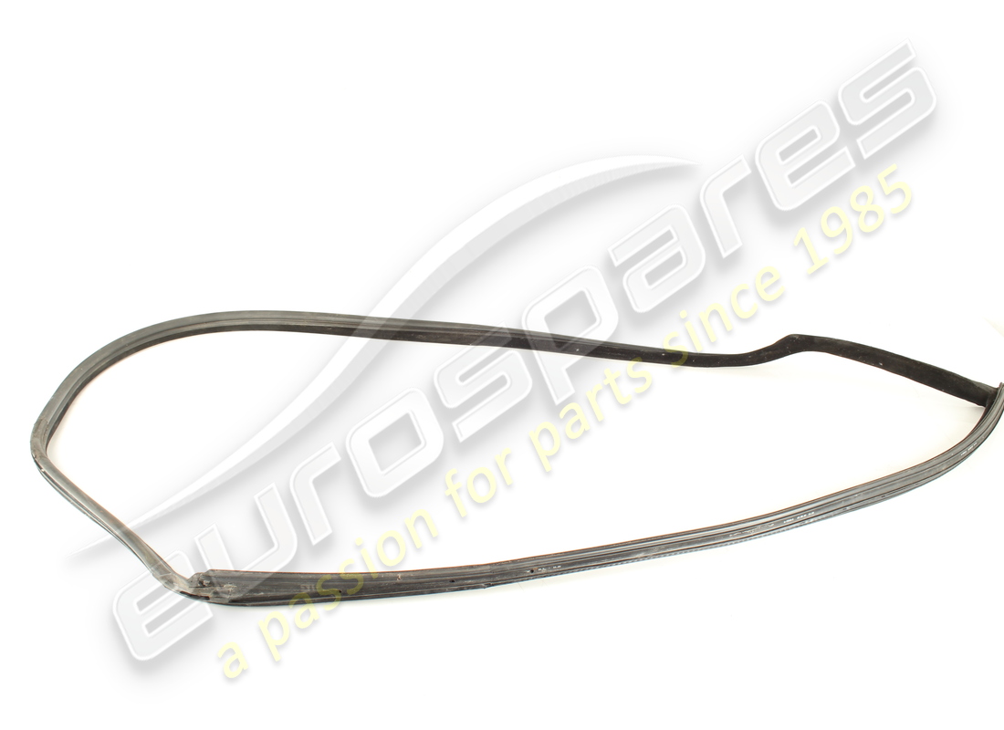 damaged ferrari rh gasket. part number 64740000 (1)
