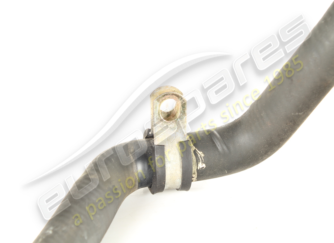 cabezales de motor y manguito de bomba de agua usados maserati. número de pieza 208143 (4)