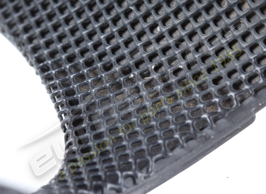 REJILLA DE LUZ TRASERA IZQUIERDA COMPLETA USADA FERRARI. NÚMERO DE PIEZA 87920900 (3) rejilla de luz trasera izquierda completa usada ferrari. número de pieza 87920900 (3)