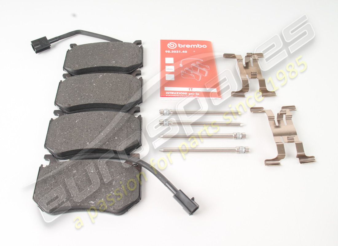 nuevo maserati kit trasero pastillas de freno v6. número de pieza 673012868 (1)