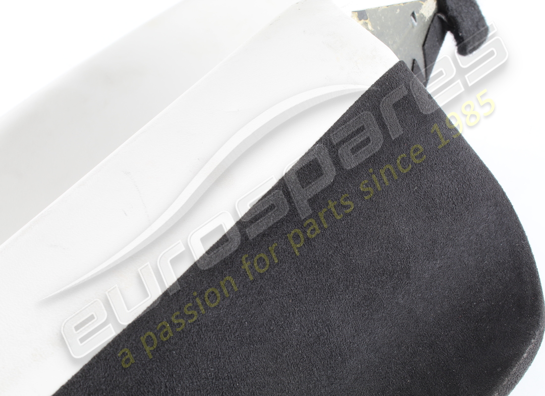 USADO FERRARI MEDAGLIONE SX SELLATO COMPLETO. NÚMERO DE PARTE 784977 (5) usado ferrari medaglione sx sellato completo. número de parte 784977 (5)