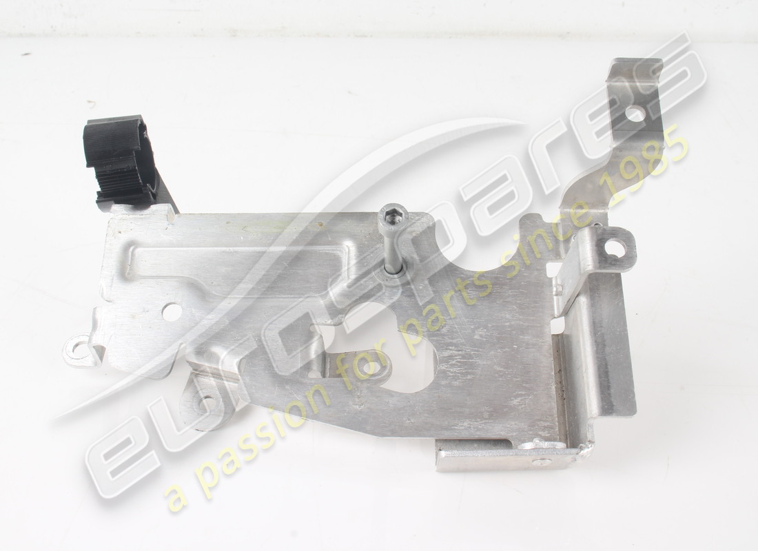 USADO FERRARI STAFFA NOURICE TRE VANI. NÚMERO DE PARTE 784940 (2) usado ferrari staffa nourice tre vani. número de parte 784940 (2)