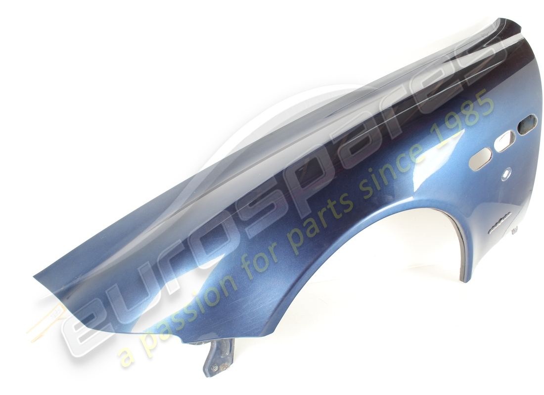 guardabarros delantero izquierdo completo maserati usado. número de parte 67064100 (2)