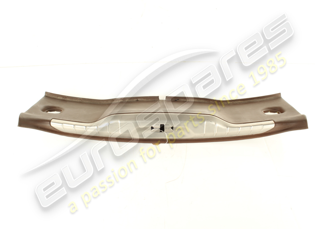 USADO Ferrari MOLDURA PROTECTORA DEL UMBRAL DEL MALETERO. NÚMERO DE PIEZA 841118.. (1)