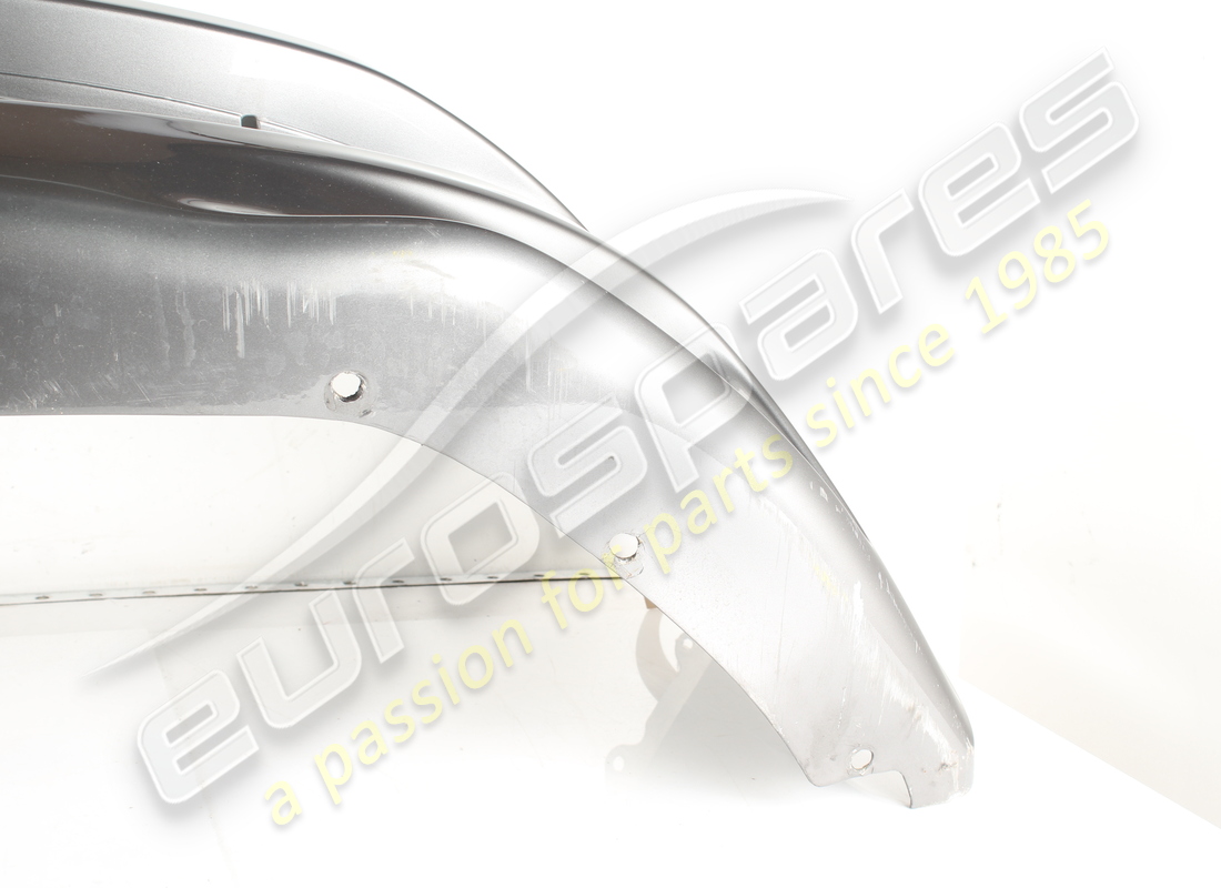 parachoques delantero completo dañado ferrari. número de pieza 84361310 (9)