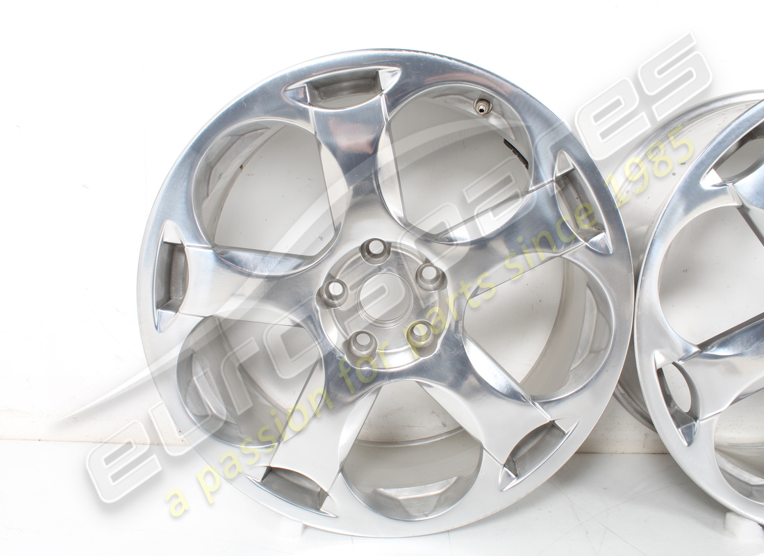 juego de ruedas cassiopea (plata) usado lamborghini. número de pieza 0r1400091 (2)