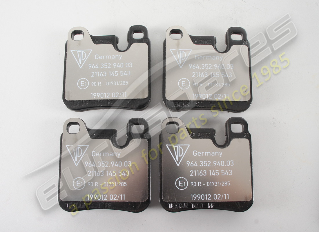 nuevo porsche 1 juego de pastillas de freno para frenos de disco - compuesto por: - forro de freno - d >>- mj 1992. número de pieza 96435294903 (1)