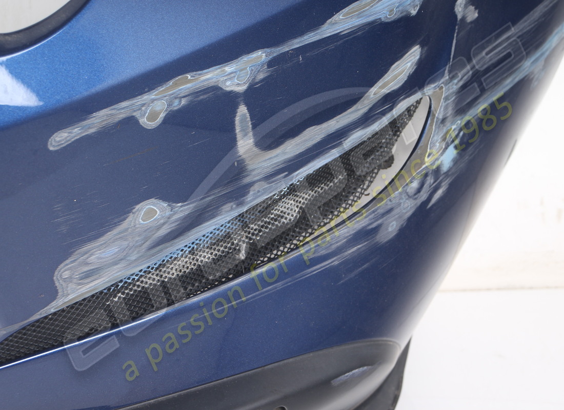 PARACHOQUES TRASERO FERRARI DAÑADO. NÚMERO DE PARTE 89047210 (5) parachoques trasero ferrari dañado. número de parte 89047210 (5)