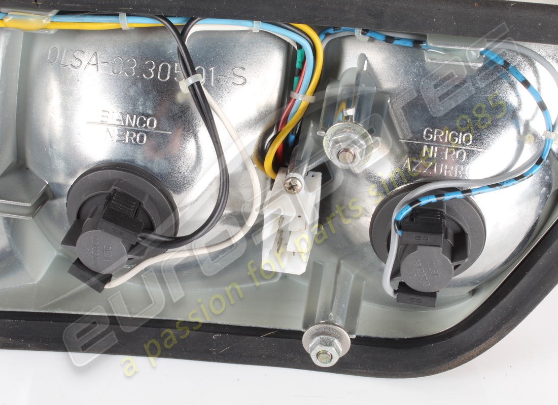 luz trasera izquierda usada maserati. número de pieza 373100138 (5)