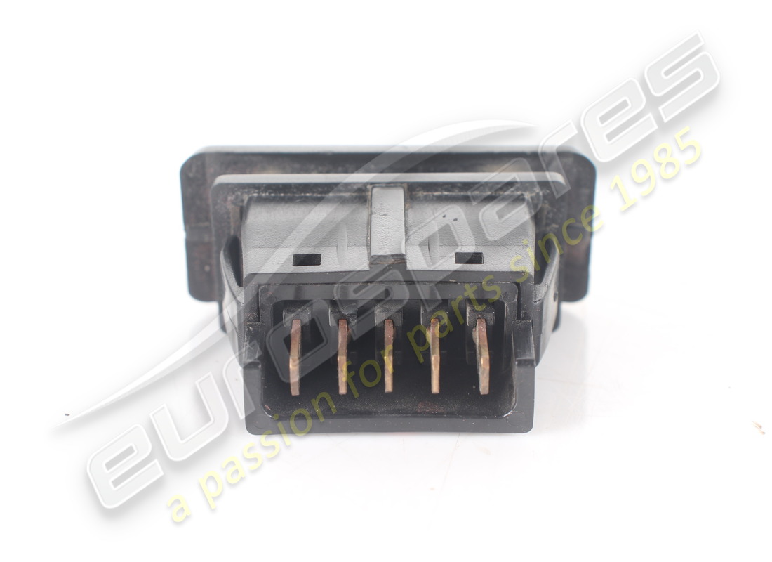 INTERRUPTOR DE ELEVALUNAS DERECHO USADO FERRARI. NÚMERO DE PIEZA 126817 (4) interruptor de elevalunas derecho usado ferrari. número de pieza 126817 (4)