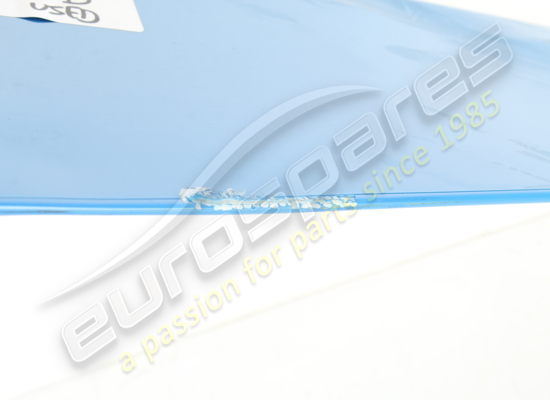 guardabarros delantero derecho lamborghini usado. número de parte 4t0821022d (4)