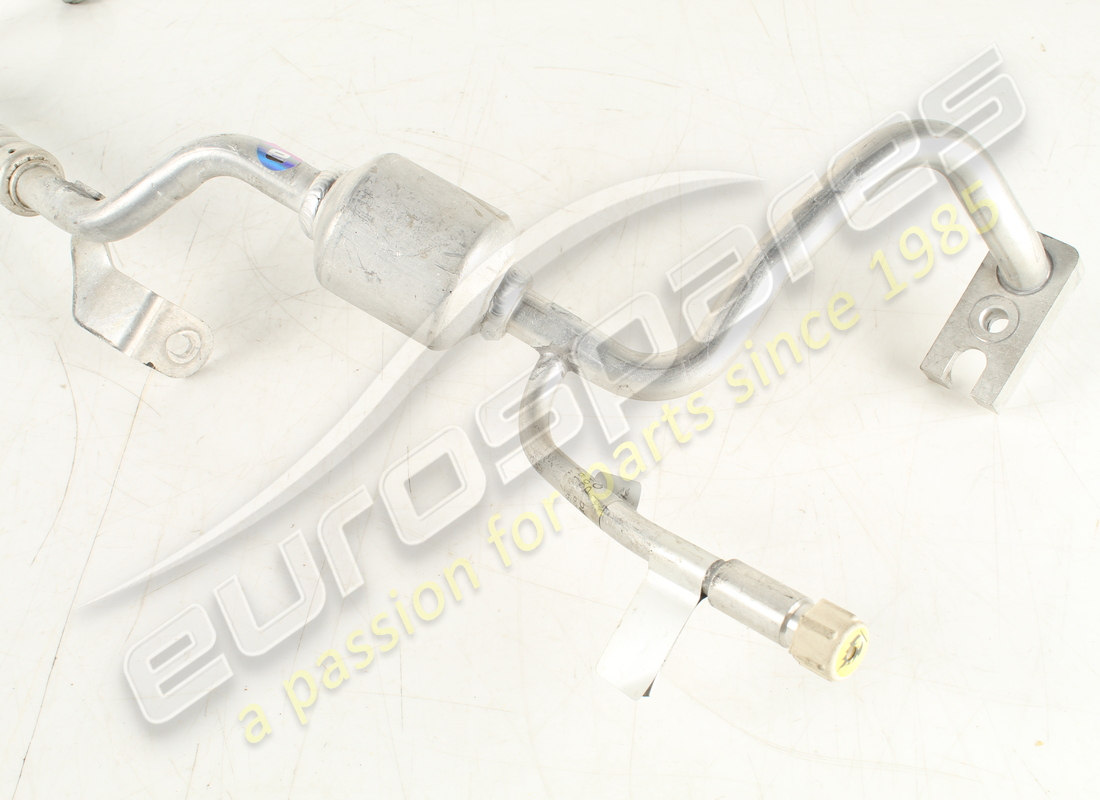 tubería ferrari usada desde el hvac hasta los debajos. número de parte 88998200 (2)