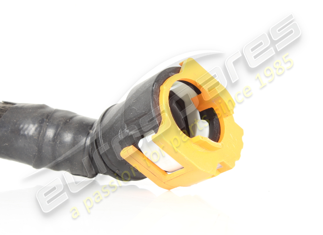 USADO FERRARI TUBO DE VALVULA PARA CANIS. NÚMERO DE PIEZA 777371 (3) usado ferrari tubo de valvula para canis. número de pieza 777371 (3)