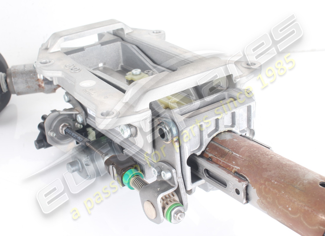 COLUMNA DE DIRECCIÓN COMPLETA FERRARI USADA. NÚMERO DE PARTE 320095 (4) columna de dirección completa ferrari usada. número de parte 320095 (4)