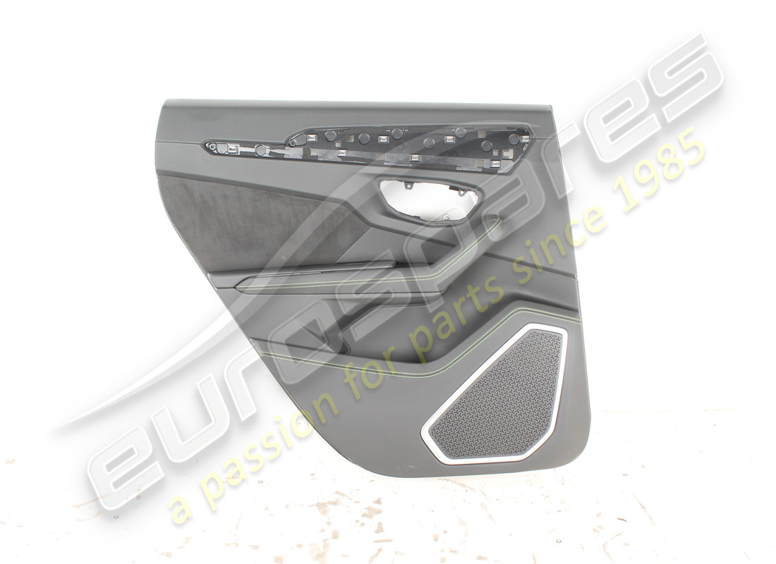 PANEL DE PUERTA Lamborghini USADO. NÚMERO DE PARTE 4ML868007001 (1)