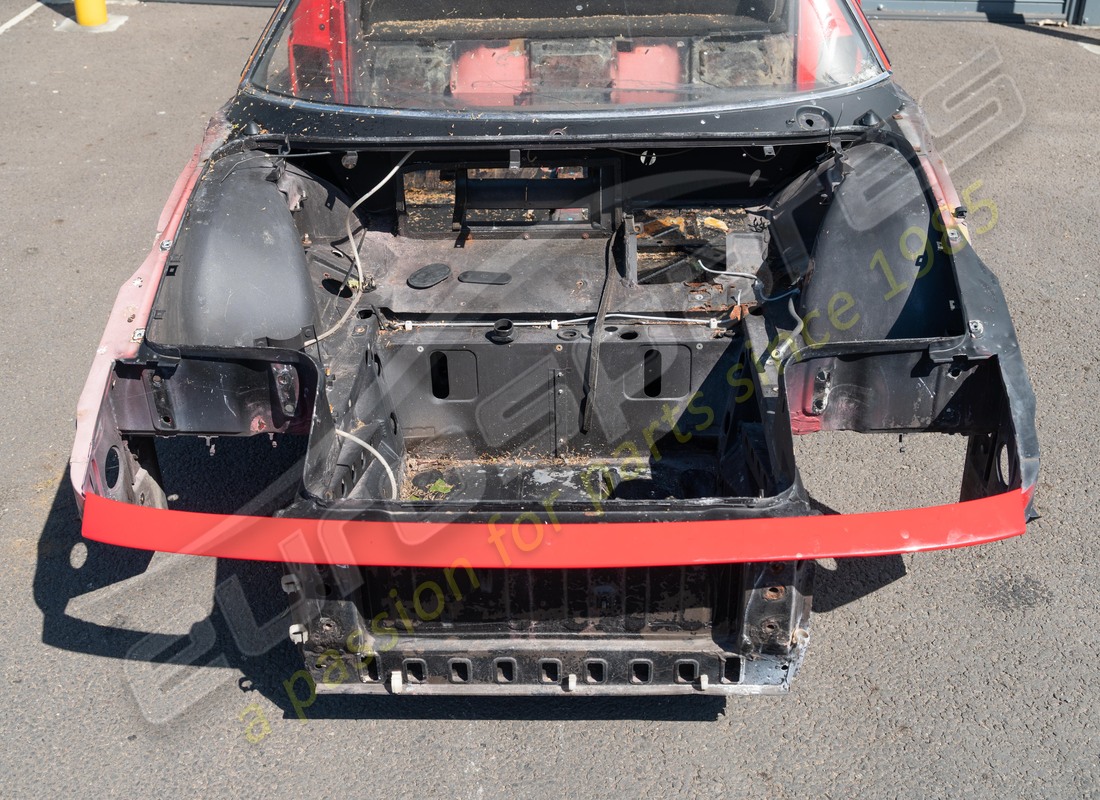 conjunto del extremo trasero ts ferrari ferrari 348 usado. número de parte 62077900 (4)