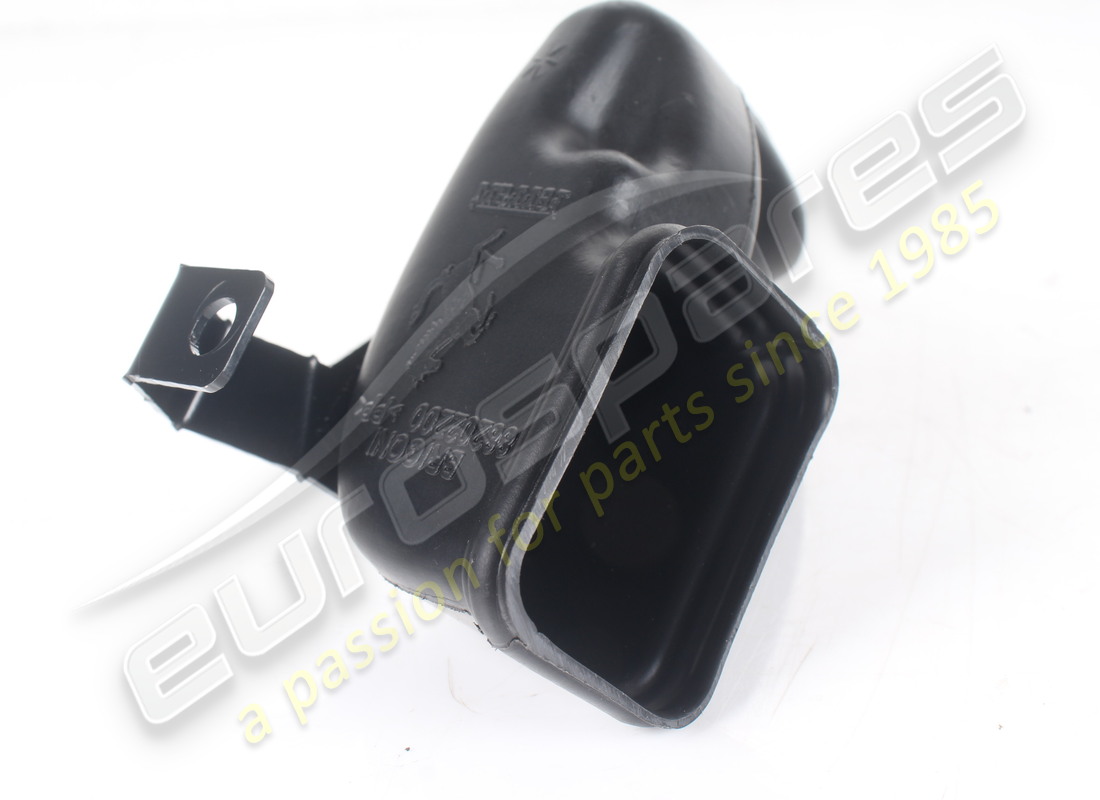 PIE INFERIOR DEL LADO DEL PASAJERO FERRARI USADO. NÚMERO DE PARTE 88202000 (4) pie inferior del lado del pasajero ferrari usado. número de parte 88202000 (4)