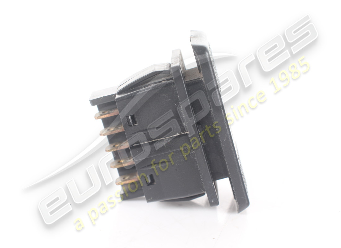 INTERRUPTOR DE ELEVALUNAS DERECHO USADO FERRARI. NÚMERO DE PIEZA 126817 (3) interruptor de elevalunas derecho usado ferrari. número de pieza 126817 (3)