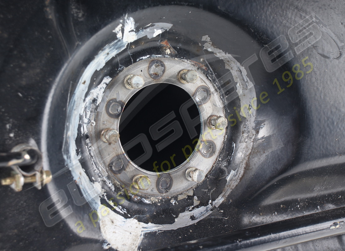 tanque de combustible maserati usado. número de parte 379230006 (4)