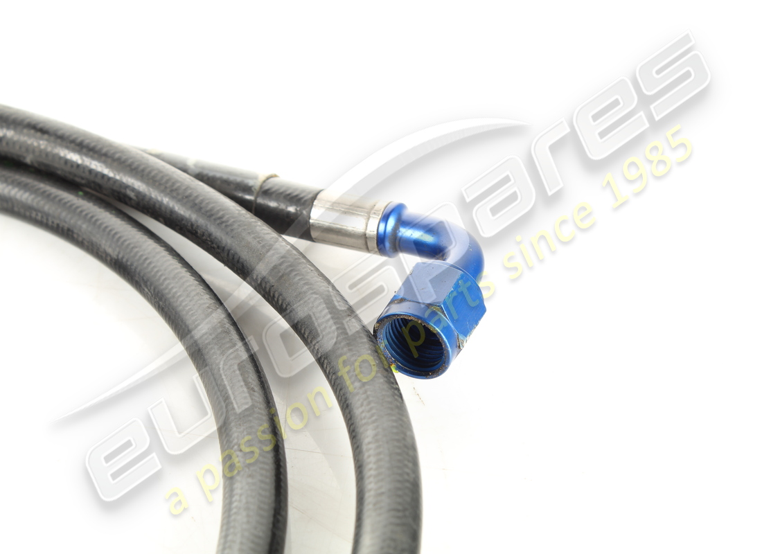 TUBO USADO Ferrari DE CONEXIÓN DE TRES VÍAS. NÚMERO DE PIEZA 266947 (1)