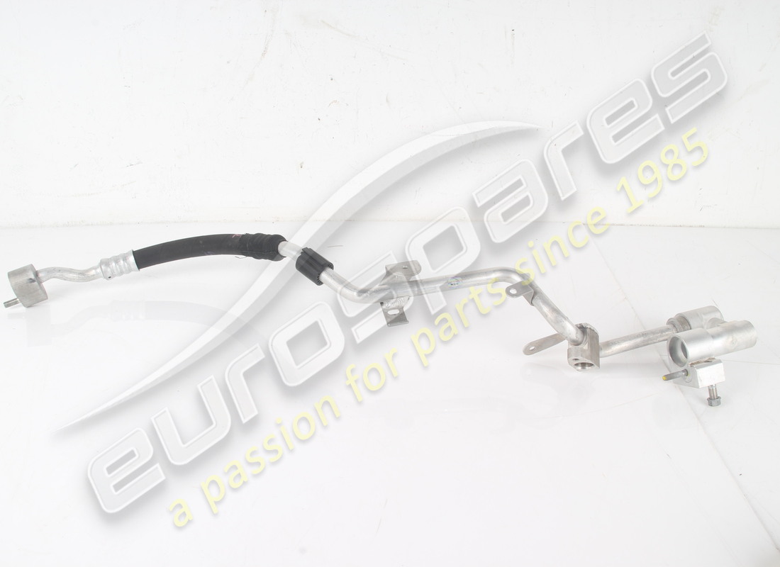 USADO Ferrari TUBO RIT. DA SOTTOT. A SEZ. . NÚMERO DE PIEZA 861590 (1) USADO Ferrari TUBO RIT. DA SOTTOT. A SEZ. . NÚMERO DE PIEZA 861590 (1)