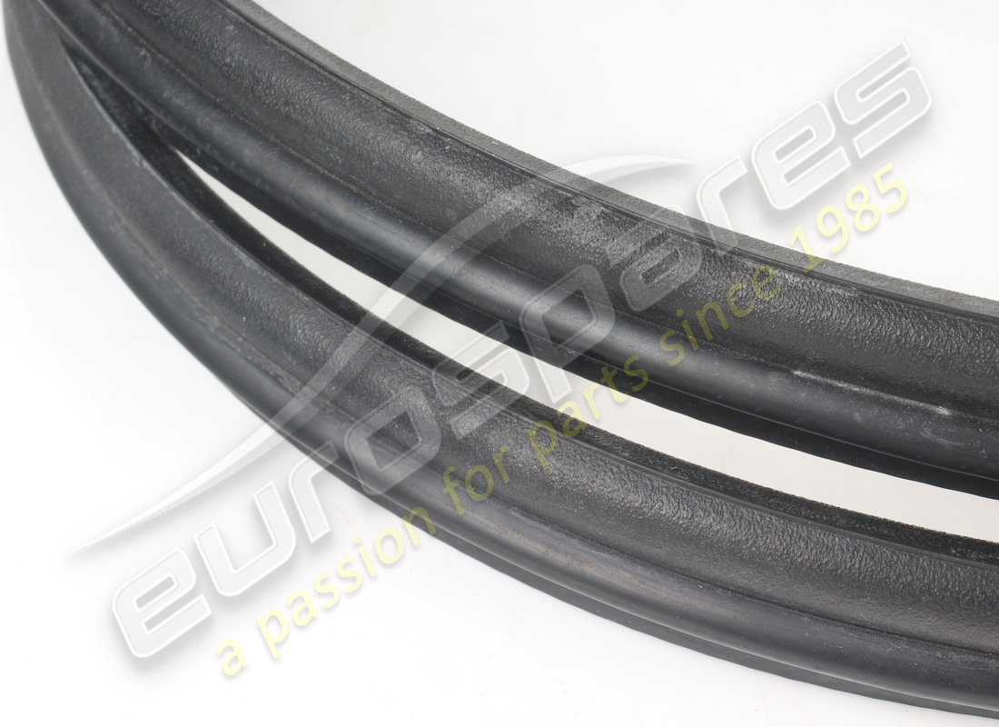 sello de la tina del compartimento de equipaje usado ferrari. número de pieza 819615 (3)