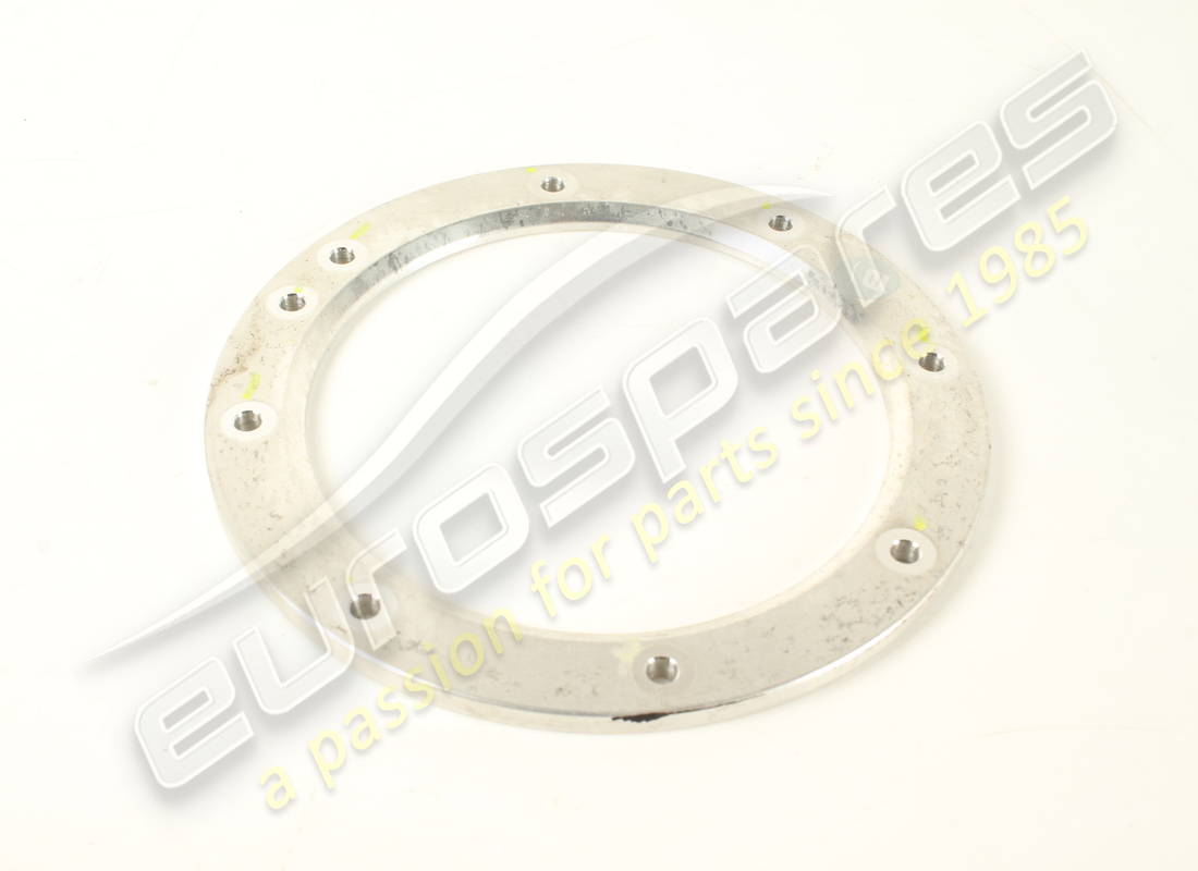 ANILLO DE SUJECIÓN USADO Ferrari. NÚMERO DE PIEZA 275998 (1)