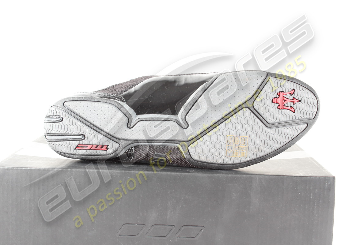 NUEVO MASERATI MASERATI ENTRENADOR DE MC 42. NÚMERO DE PARTE 920002383 (3) nuevo maserati maserati entrenador de mc 42. número de parte 920002383 (3)