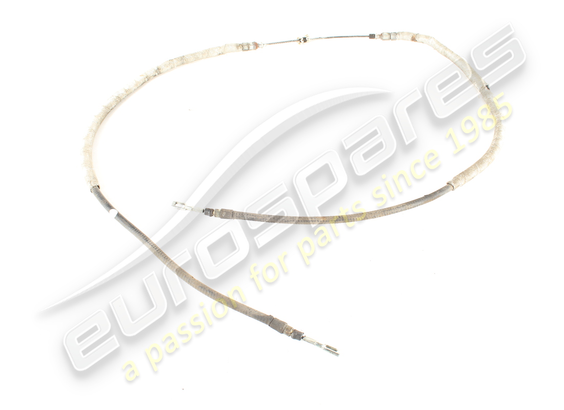 FUNDAS DE FRENO DE ESTACIONAMIENTO CON CABLE USADAS Maserati. NÚMERO DE PIEZA 388000117 (1)