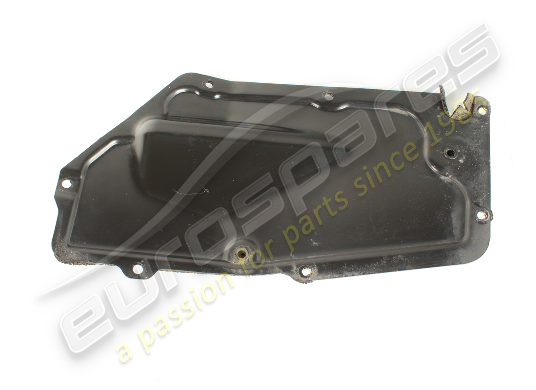 CUBIERTA DE PROTECCIÓN DE RECIPIENTE USADA Ferrari. NÚMERO DE PIEZA 84177700 (1)