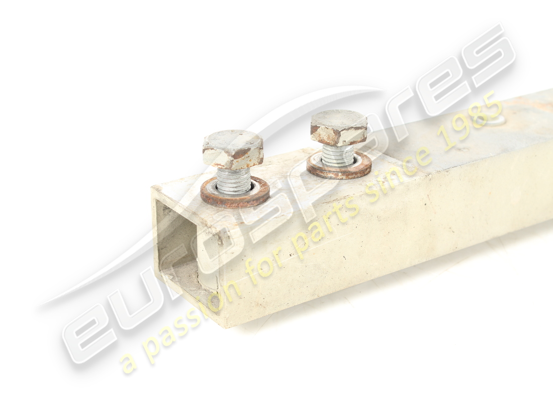 travesaño usado maserati. número de pieza 67275300 (2)