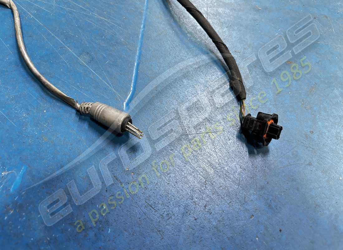 cable trasero dañado ferrari. número de pieza 338456 (5)