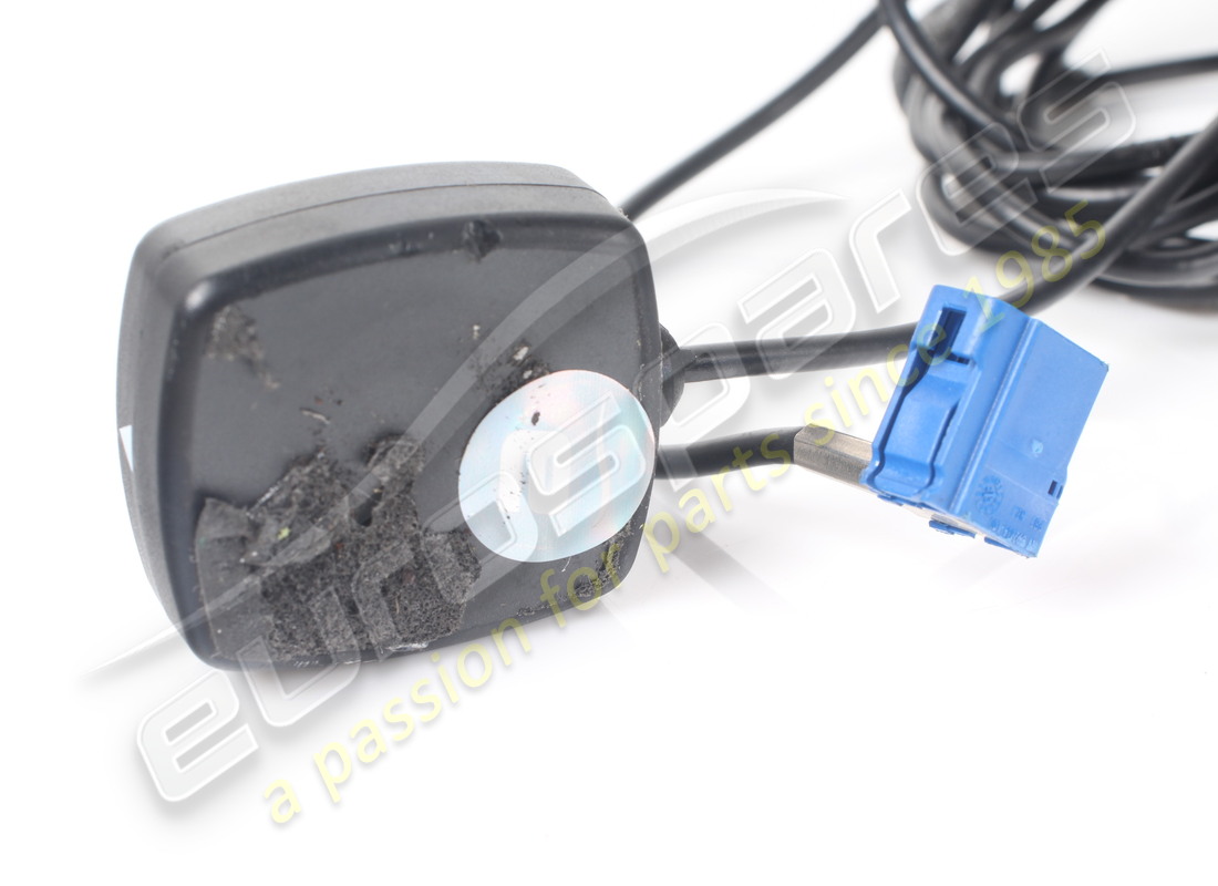 ANTENA GPS FERRARI GLONASS USADA. NÚMERO DE PARTE 336506 (3) antena gps ferrari glonass usada. número de parte 336506 (3)