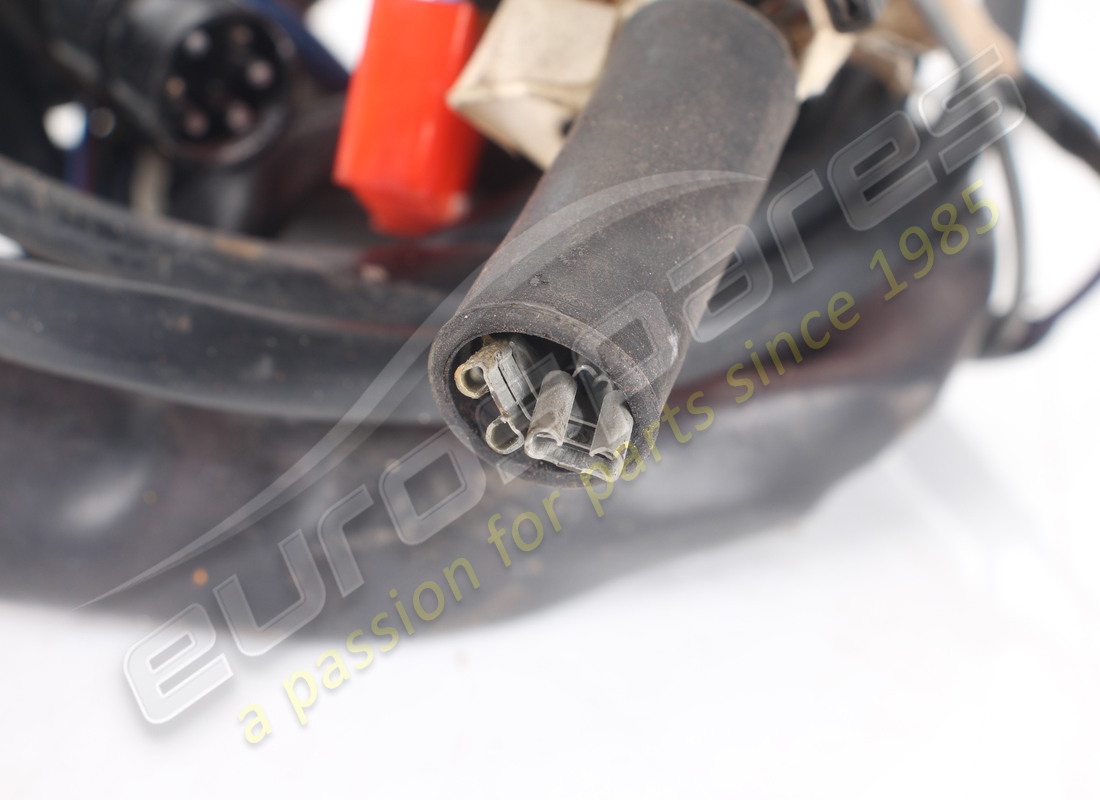 CABLE DE PUERTA DERECHA USADO FERRARI. NÚMERO DE PIEZA 61970800 (3) cable de puerta derecha usado ferrari. número de pieza 61970800 (3)