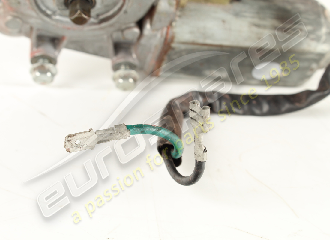 MOTOR DE VENTANA IZQUIERDO FERRARI USADO. NÚMERO DE PARTE 62302200 (4) motor de ventana izquierdo ferrari usado. número de parte 62302200 (4)