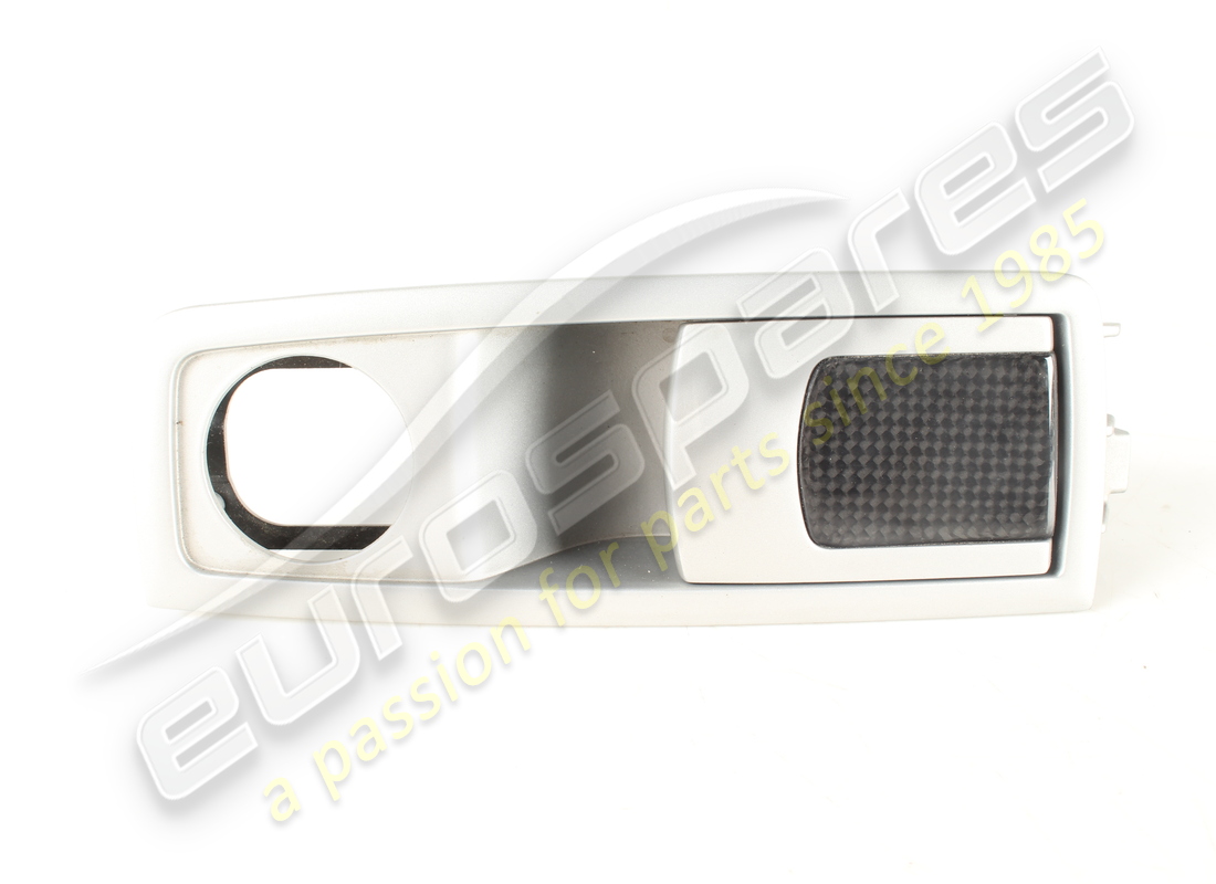 MANIJA DE PUERTA LH Ferrari USADA LHD. NÚMERO DE PARTE 83924700 (1)