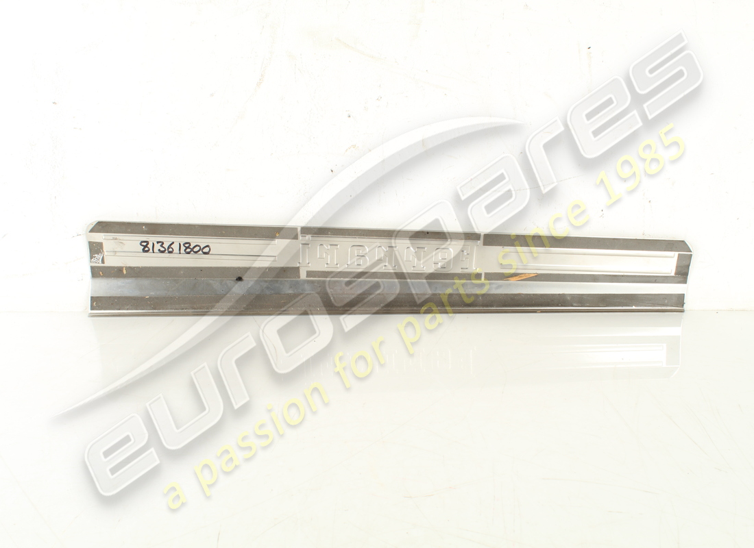 PLACA DE ROCKET DERECHA FERRARI USADA. NÚMERO DE PARTE 81361800 (2) placa de rocket derecha ferrari usada. número de parte 81361800 (2)