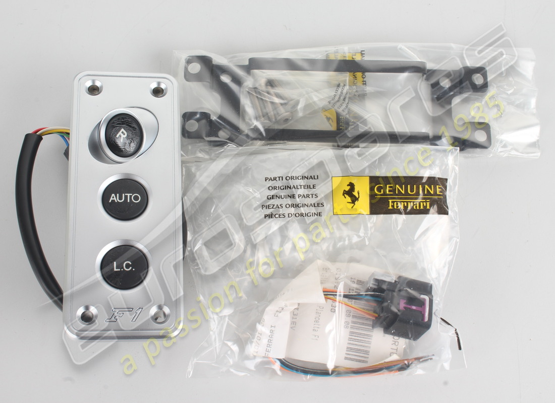 nuevo kit de panel de control ferrari. número de pieza 81059300 (2)