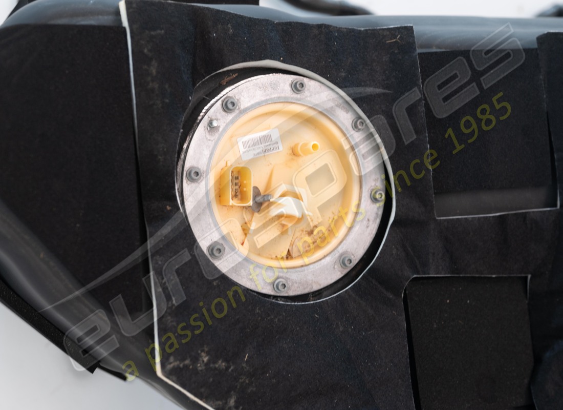 tanque de combustible usado ferrari completo con insonorización. número de pieza 949079 (3)