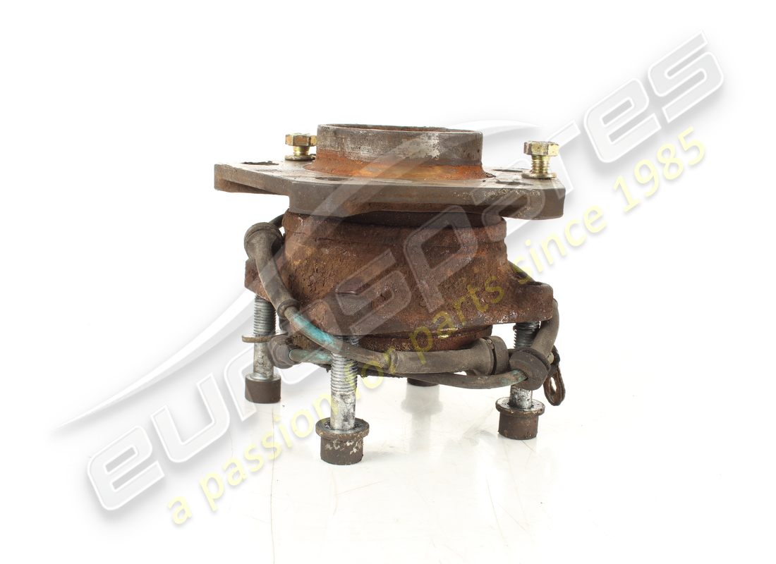 COJINETE DE RUEDA COMPLETO USADO Maserati. NÚMERO DE PIEZA 197118 (1)