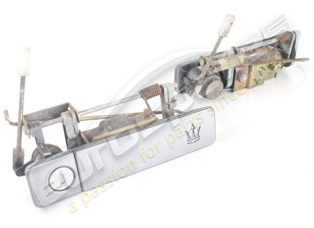 CUERPO DE BLOQUEO DE DIRECCIÓN USADO MASERATI. NÚMERO DE PIEZA 373400001 (2) cuerpo de bloqueo de dirección usado maserati. número de pieza 373400001 (2)