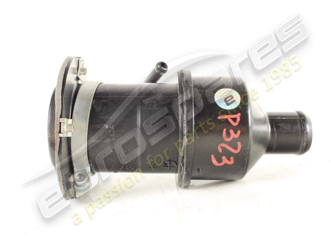 CUELLO DE LLENADO DE COMBUSTIBLE MASERATI USADO. NÚMERO DE PARTE 222257 (2) cuello de llenado de combustible maserati usado. número de parte 222257 (2)